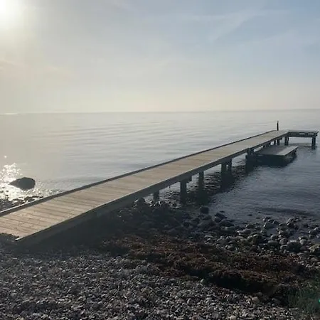 別荘 Magnificent House With Splendid View To The Sea